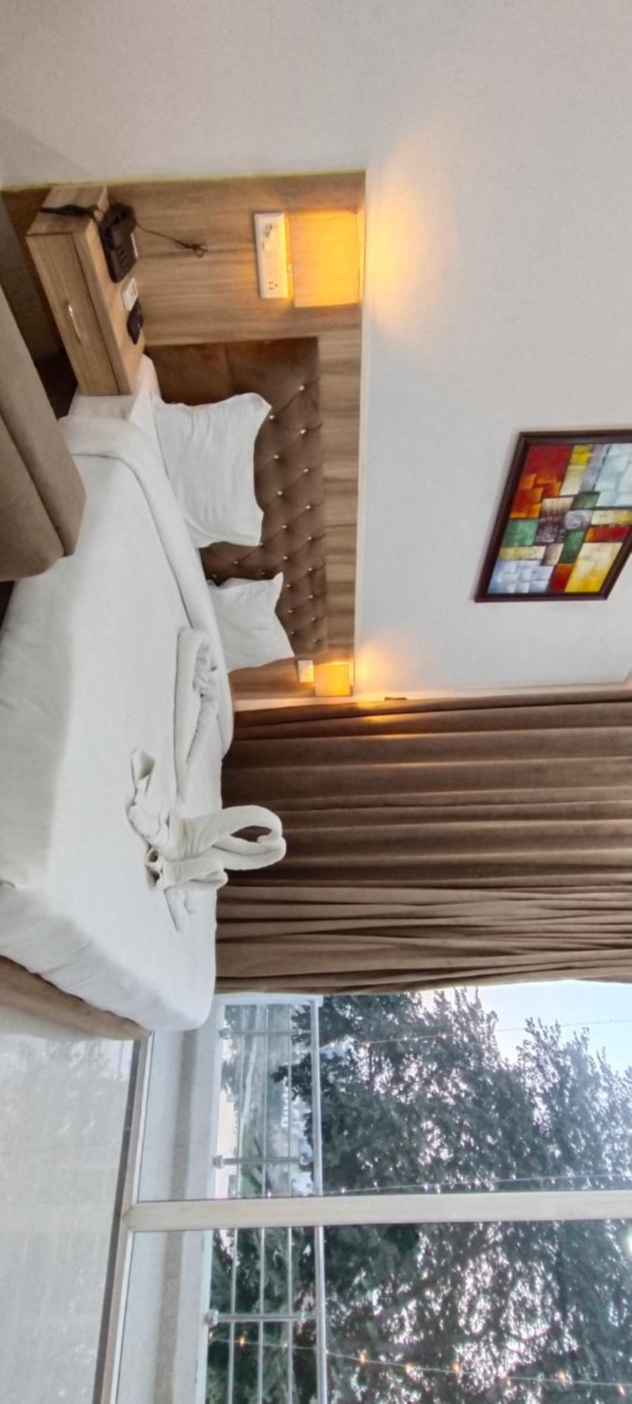 Hotel Lakeview By Bookingcare Chhatarpur Exteriör bild