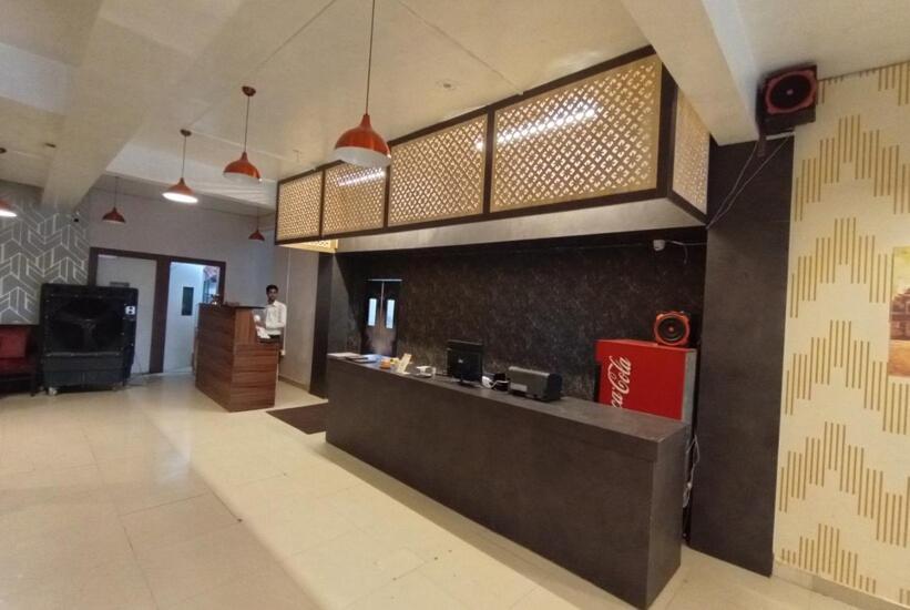 Hotel Lakeview By Bookingcare Chhatarpur Exteriör bild