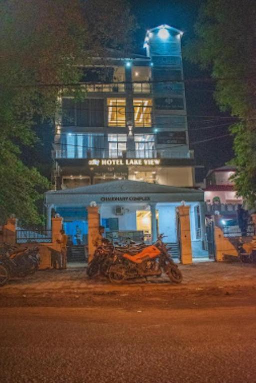 Hotel Lakeview By Bookingcare Chhatarpur Exteriör bild